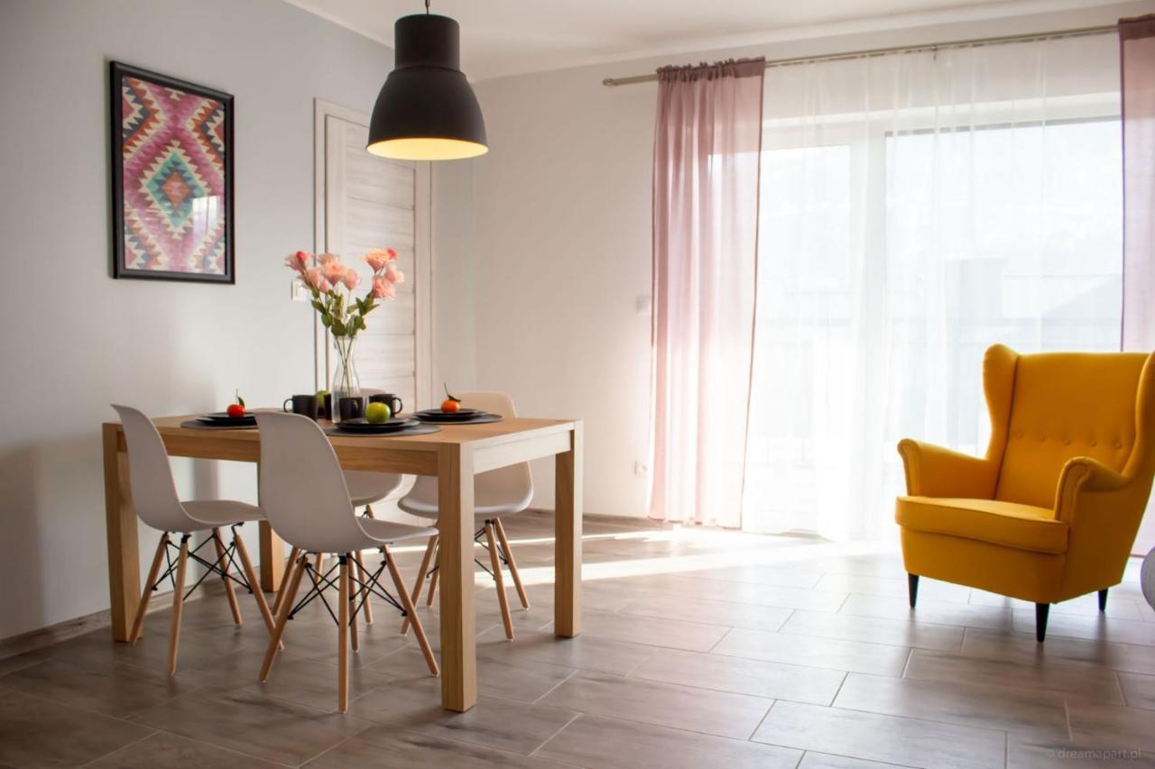 Apartamenty Justrent Щирк Екстериор снимка