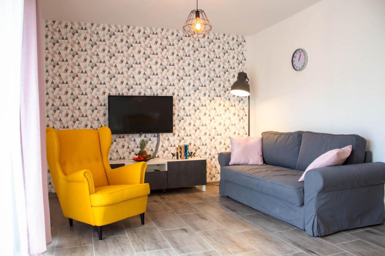 Apartamenty Justrent Щирк Екстериор снимка