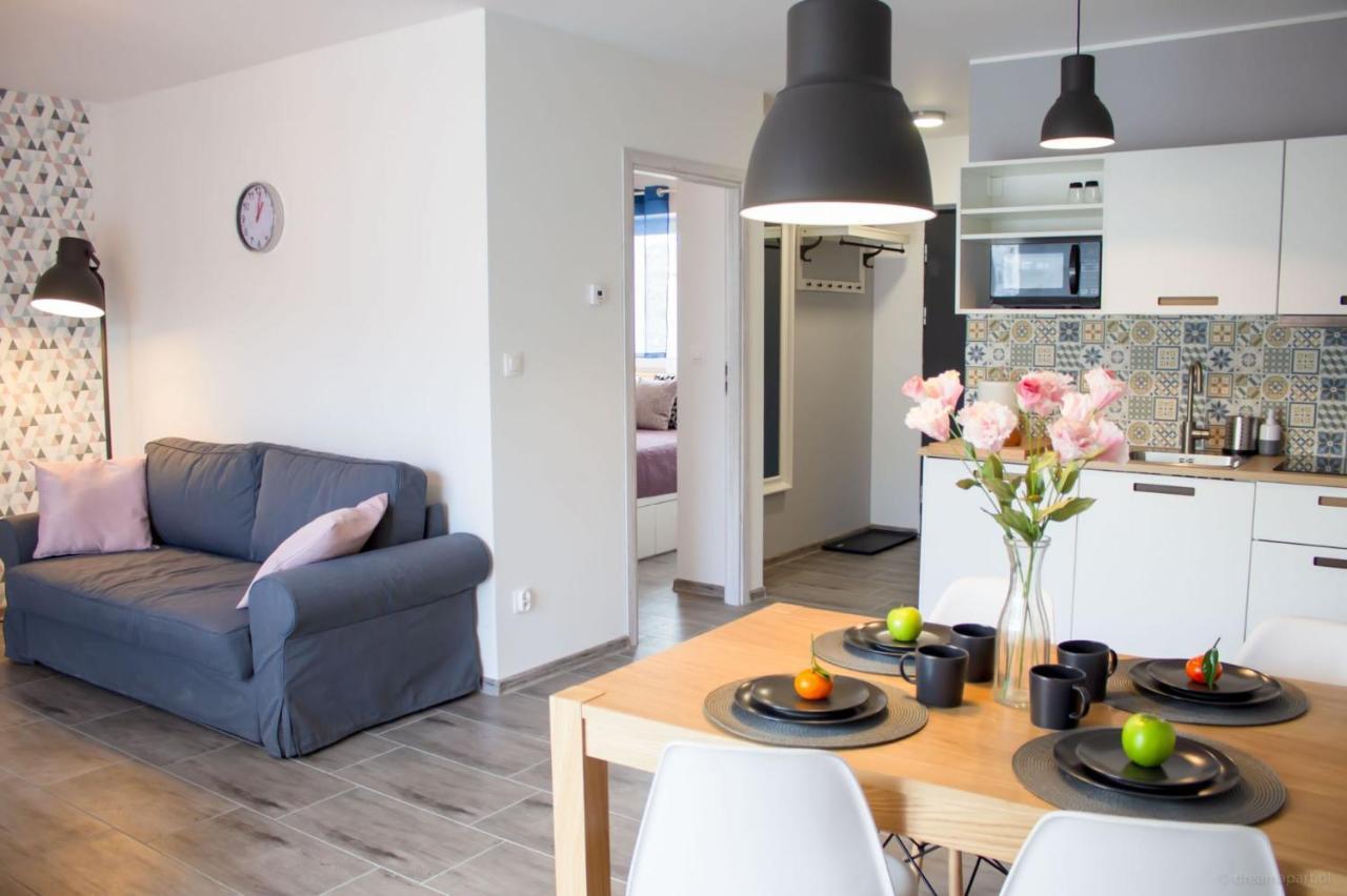 Apartamenty Justrent Щирк Екстериор снимка